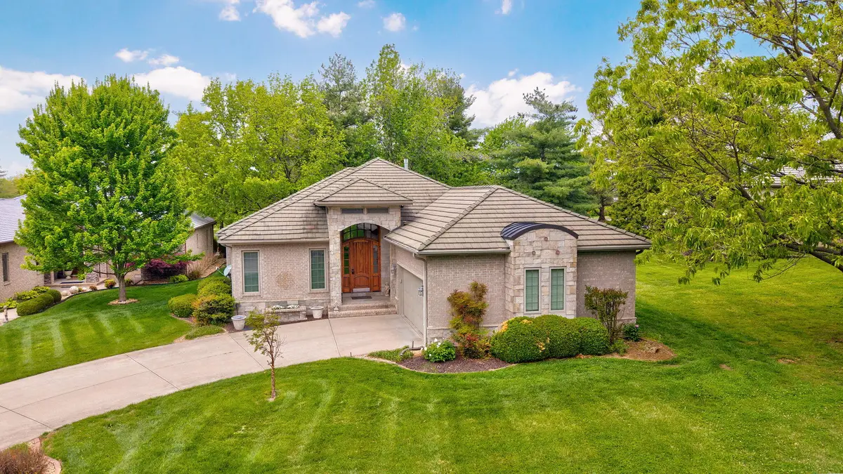 3901 E Villa Way, Springfield, MO 65809 - #1