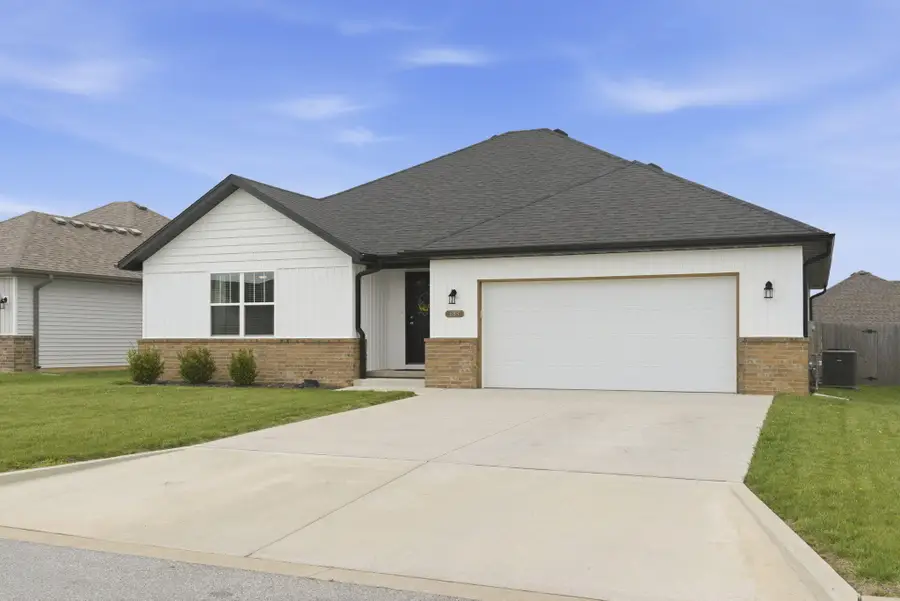 883 S Parkside Circle, Nixa, MO 65714 - #2