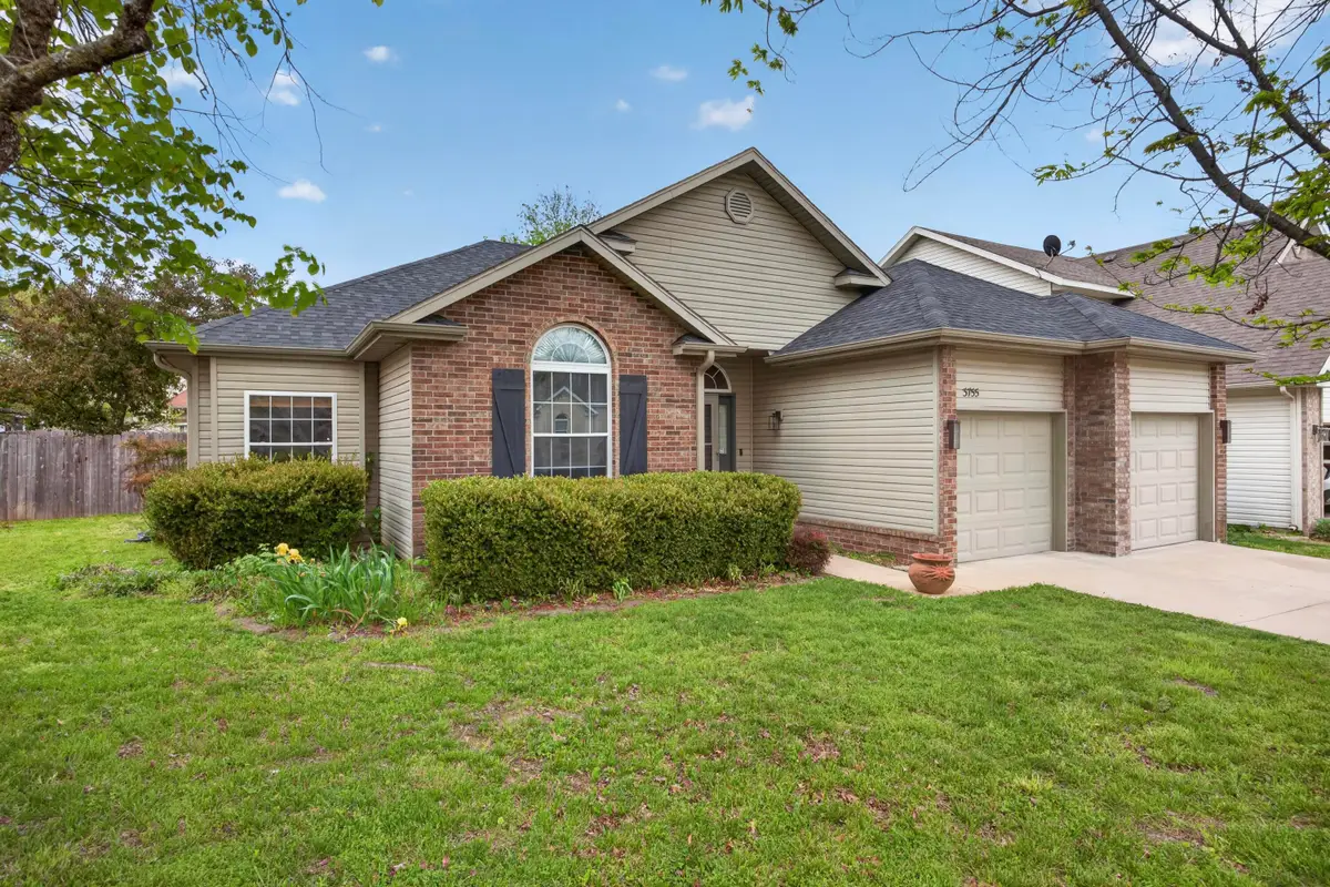 3755 W Kay Pointe Boulevard, Springfield, MO 65802 - #1