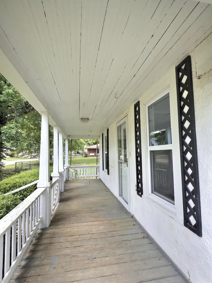 601 Elm Street, Van Buren, MO 63965 - #2