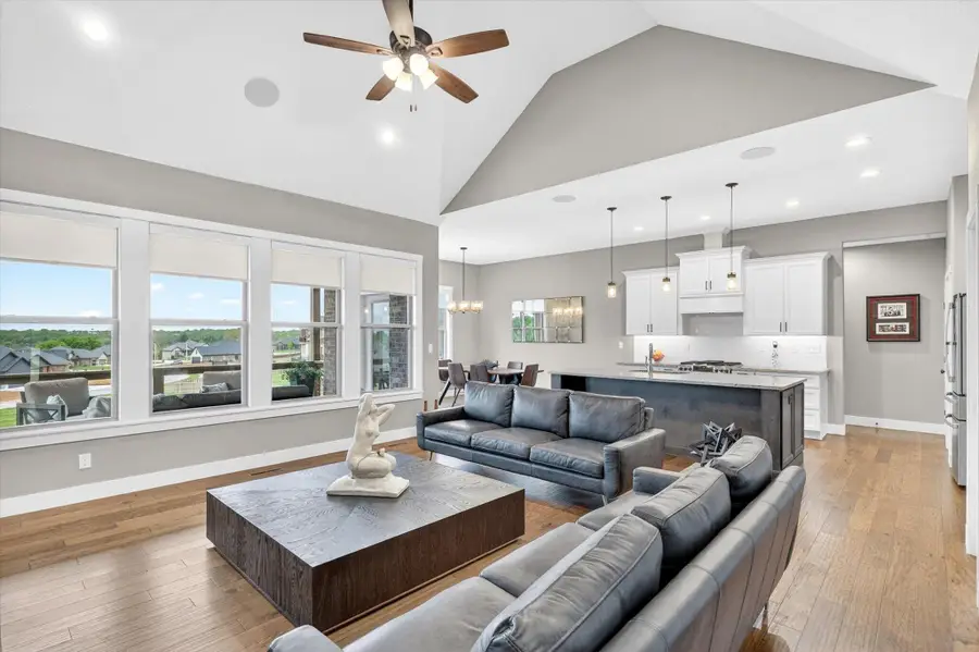 1632 W Gaslight Drive, Springfield, MO 65810 - #2