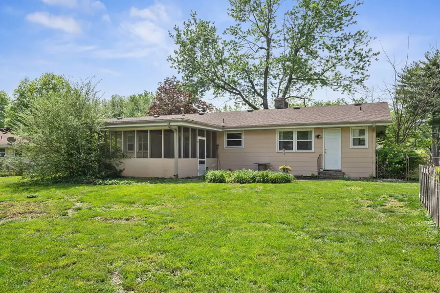 1904 S Valley Road Avenue, Springfield, MO 65804 - #3