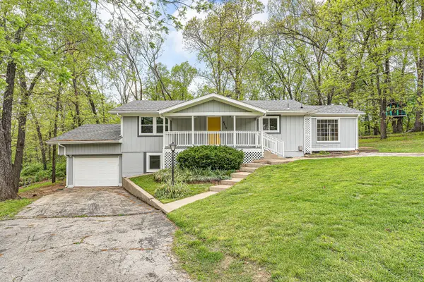 4859 S Roslyn Avenue, Springfield, MO 65804