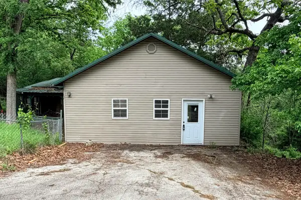 889 Powell Road, Kirbyville, MO 65679