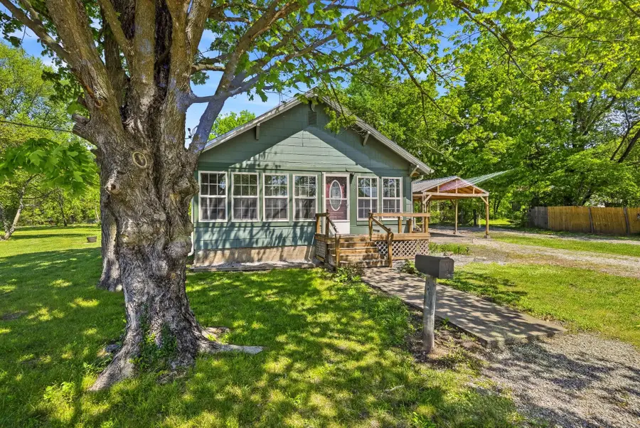 335 E Cofield Street, Aurora, MO 65605 - #2