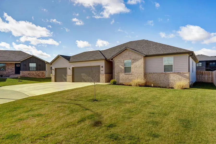 867 S Irontree Court, Nixa, MO 65714 - #2