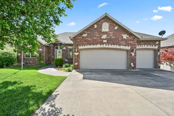 912 E Welch Street, Nixa, MO 65714