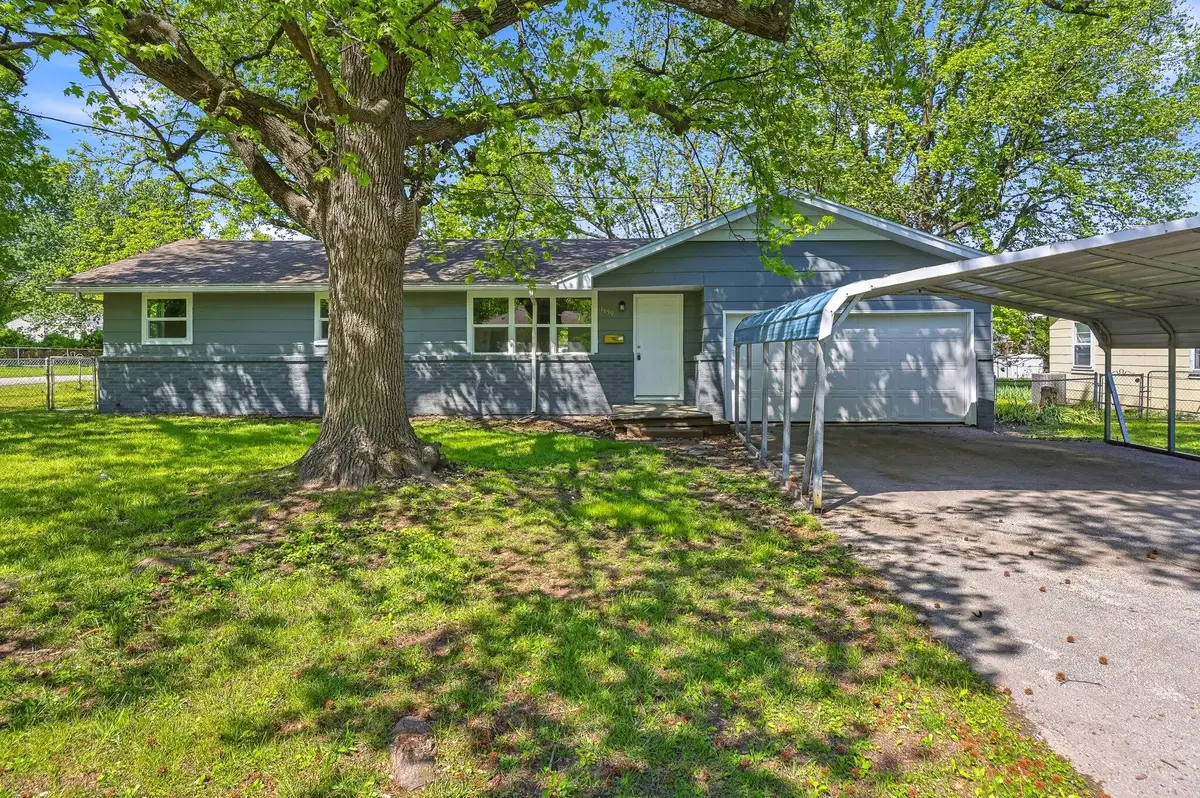 1459 S Luster Avenue, Springfield, MO 65804 - #1