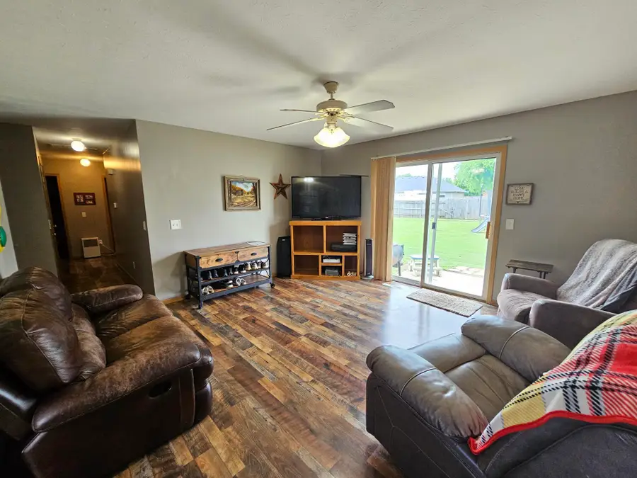 211 Arrowhead Road, Willard, MO 65781 - #2