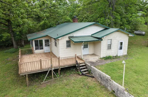 2678 Bread Tray Mountain Road, Lampe, MO 65681