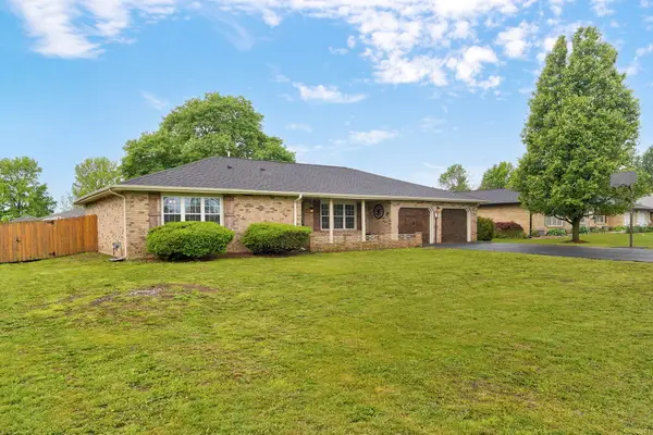 6746 W Lone Oak Street, Willard, MO 65781