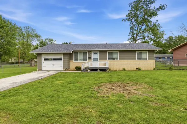 202 S Jackson Street, Republic, MO 65738
