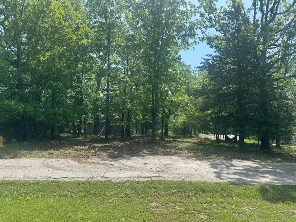 129 Oak Circle Circle, Rockaway Beach, MO 65740
