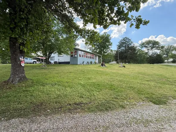 8447 Heart Road, Mammoth Spring, AR 72554