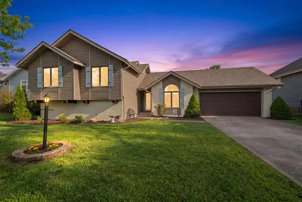 1317 E Highpoint Street, Springfield, MO 65804