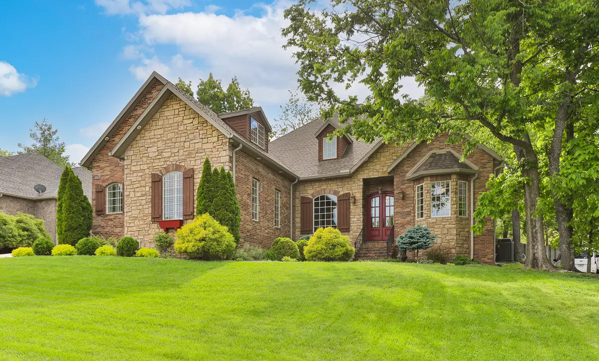 2625 S Forrest Heights Avenue, Springfield, MO 65809 - #1