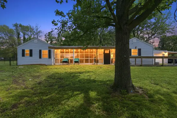 2415 E Valley Water Mill Road, Springfield, MO 65803