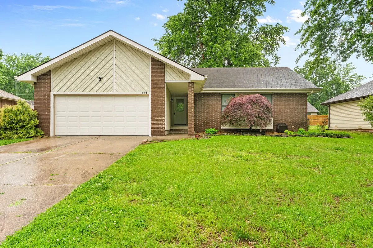 212 Raintree Street, Nixa, MO 65714 - #1