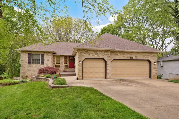 2512 W Arlington Street, Springfield, MO 65810