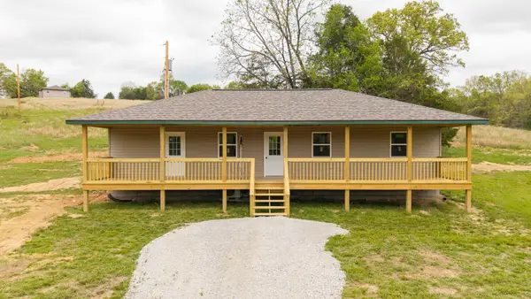 485 Foxden Drive, Gainesville, MO 65655