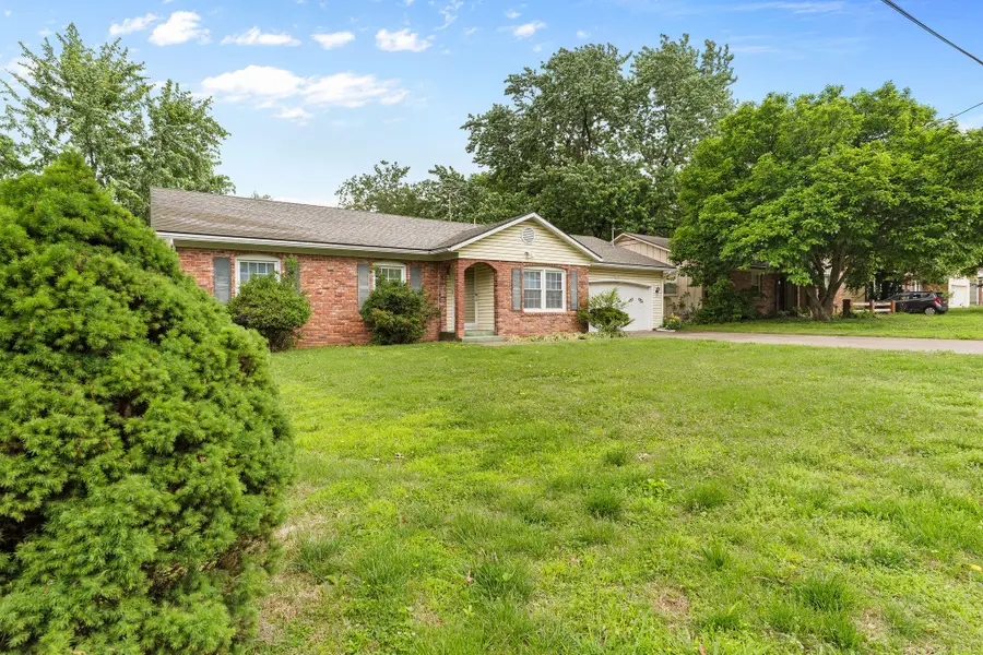 215 E Crestview Street, Springfield, MO 65807 - #3