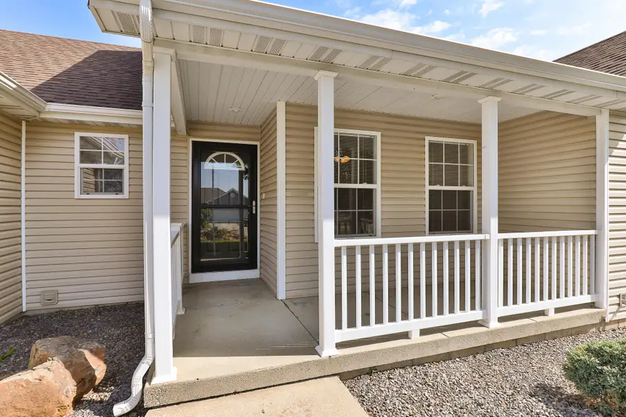 725 E Laird Street, Bolivar, MO 65613 - #3
