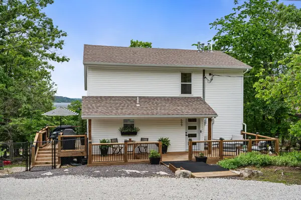 599 Holiday Acres Circle, Branson West, MO 65737