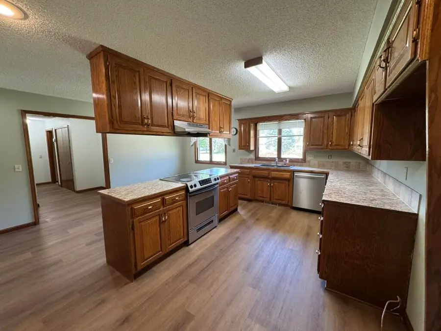 417 Schulz Avenue, Monett, MO 65708 - #3