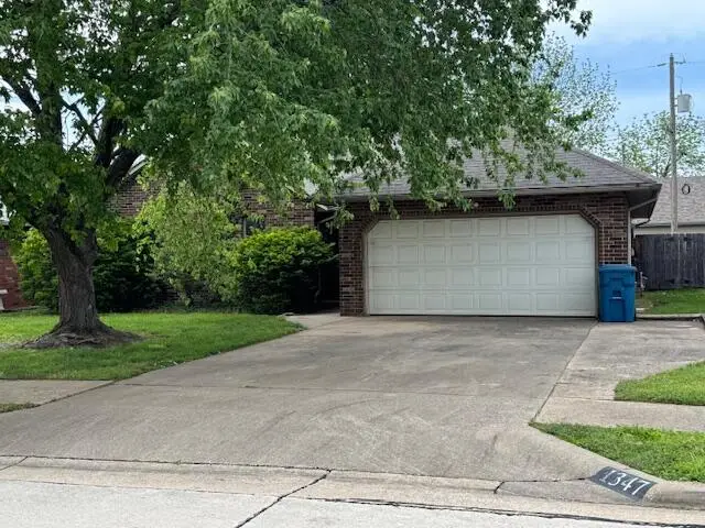 1347 E Broadmoor Street, Springfield, MO 65804 - #2