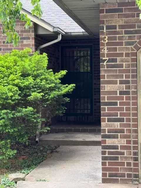1347 E Broadmoor Street, Springfield, MO 65804 - #3