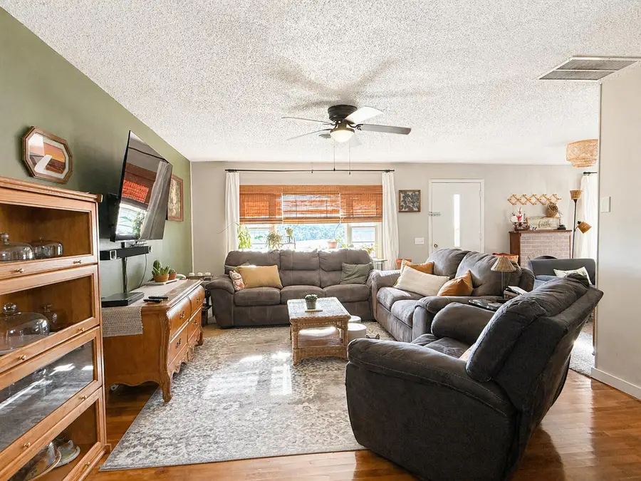 5521 Girlstown Road, Mountain Grove, MO 65711 - #2
