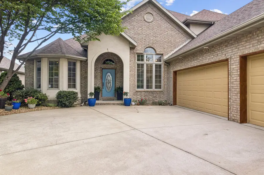 3353 E Fox Grape Street, Springfield, MO 65804 - #3