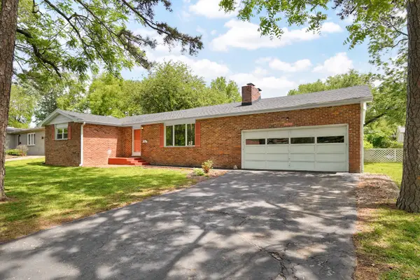 1650 S Sieger Drive, Springfield, MO 65804