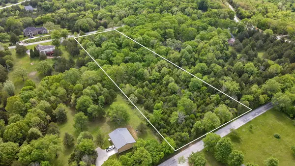 000 S Lloyd South Drive, Rogersville, MO 65742