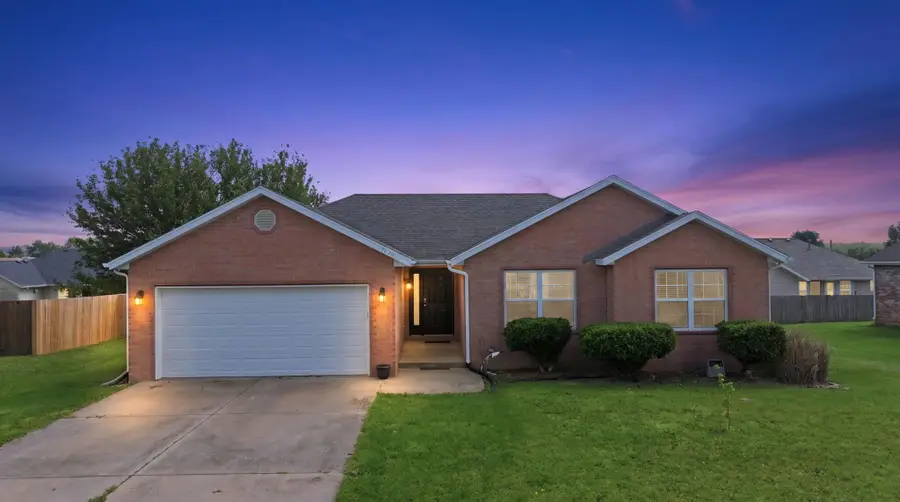 2610 E Moonlight Street, Republic, MO 65738 - #3