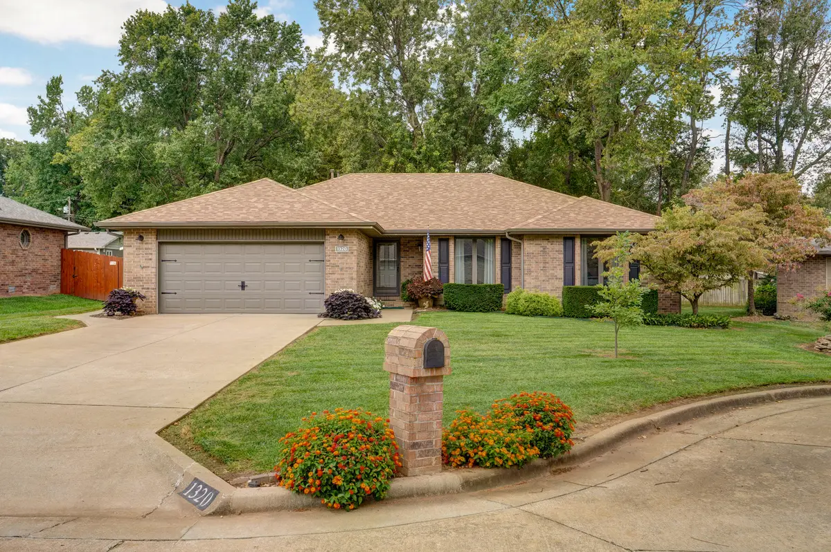 1320 E Lafayette Street, Springfield, MO 65804 - #1