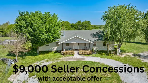 727 Banner Road, Goodman, MO 64843