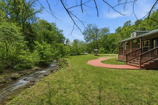 1186 Peace In Valley Road, Blue Eye, MO 65611