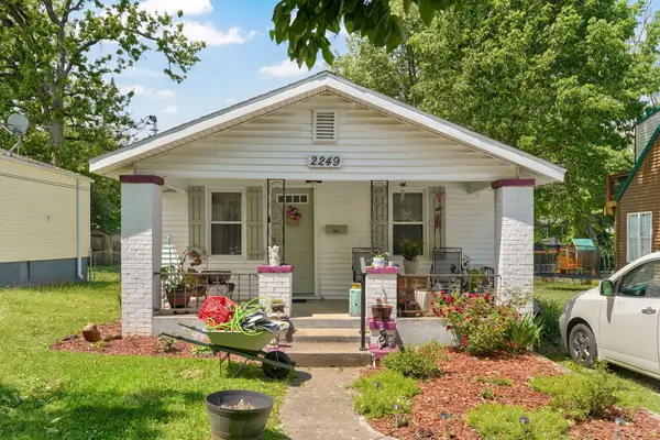 2249 N Campbell Avenue, Springfield, MO 65803