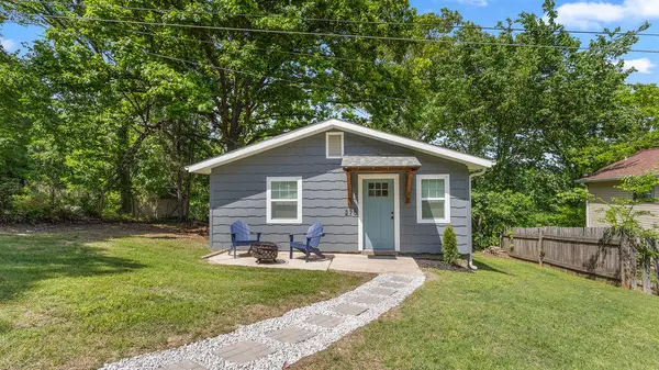 275 Buck Run Drive, Branson West, MO 65737