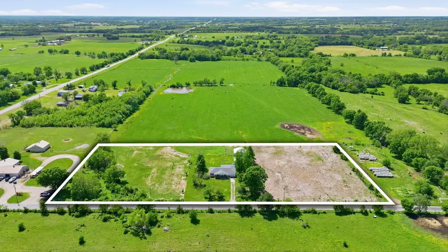 5825 Lawrence 1140, Miller, MO 65707 - #2