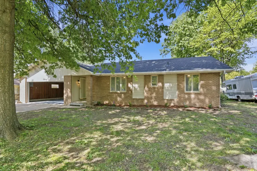 3319 N Dysart Avenue, Springfield, MO 65803 - #3
