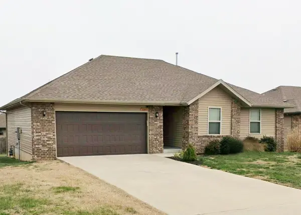 1360 S Marseilles Avenue, Republic, MO 65738