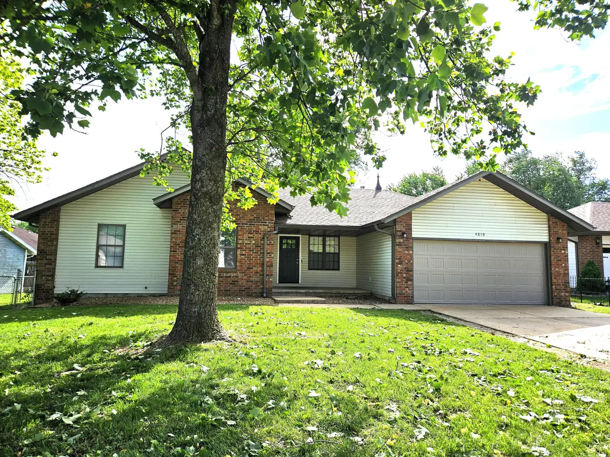 4810 W Tarkio Street, Springfield, MO 65802 - #1