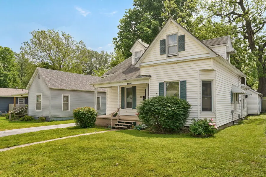 1210 W Atlantic Street, Springfield, MO 65803 - #3
