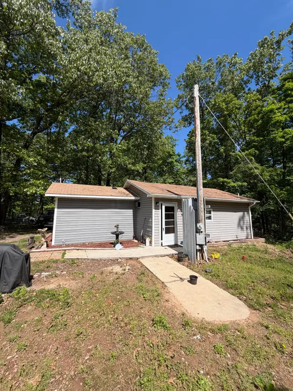154 Little Road Lane, Reeds Spring, MO 65737