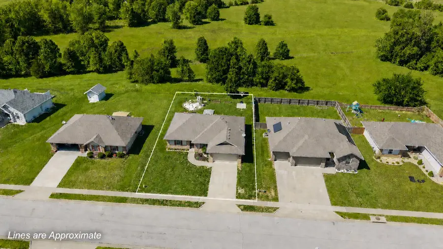 525 W Melody Lane, Republic, MO 65738 - #2