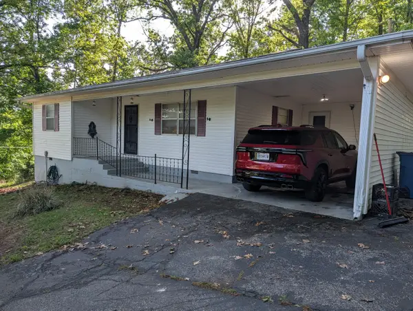 1429 Saint Anne Street, Seneca, MO 64865