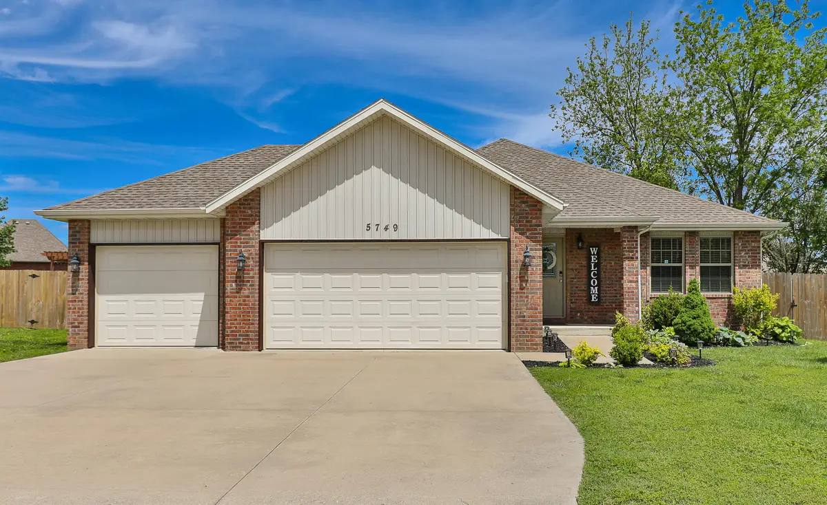 5749 W Payton Circle, Springfield, MO 65802 - #1