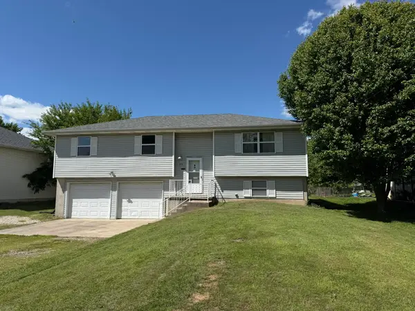 275 E 3rd Street, Marshfield, MO 65706
